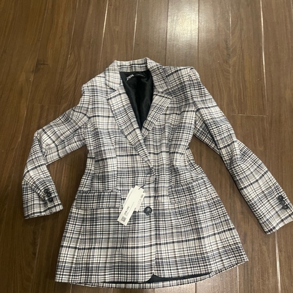 Zara gray and white plain blazer - Picture 2 of 5